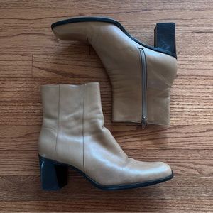 Vintage Gianni Bini Genuine Leather Square Toed Ankle Boots 11